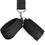 Bondage restraints hals, cuffs og gag