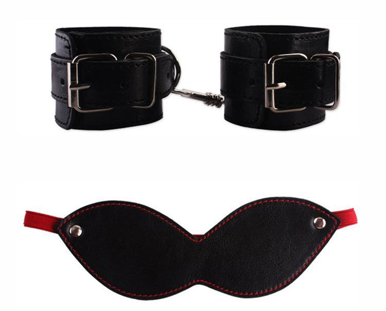 Fetish frækt 8-piece set, sort