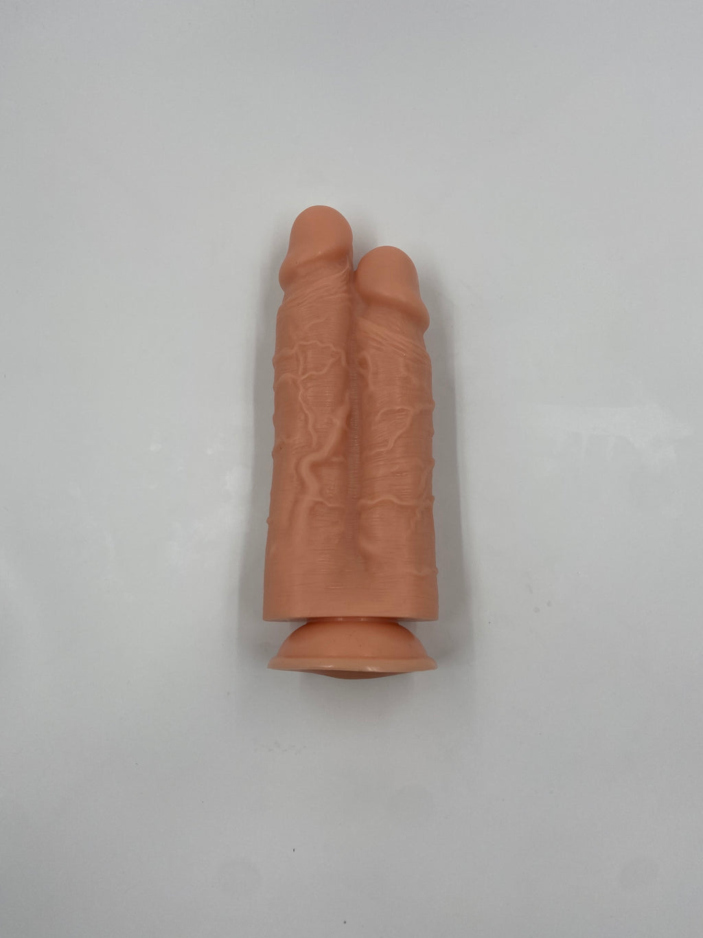REALISTIXXX THREESOME  DOBBELT DILDO til et hul.