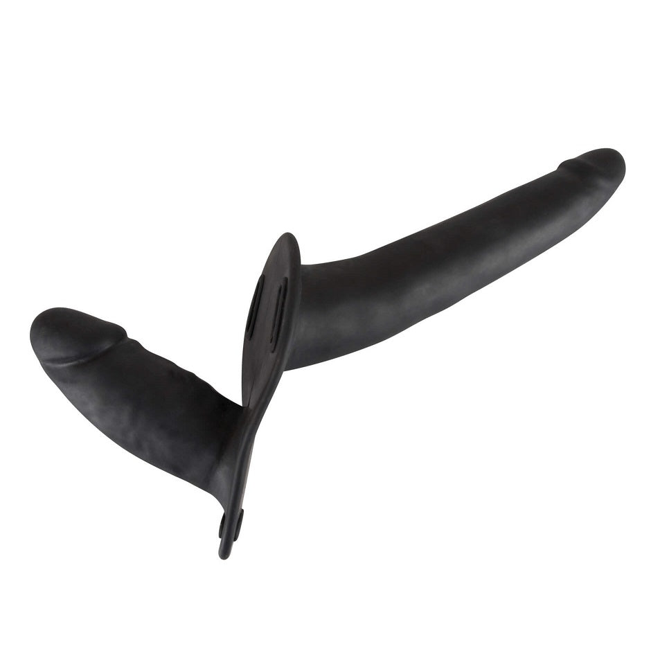 Double penetration strap-on + harness 