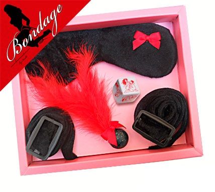 Black bondage kit